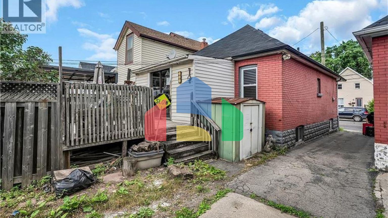 Residential - Single Family Home - Hamilton, Canada - Canada