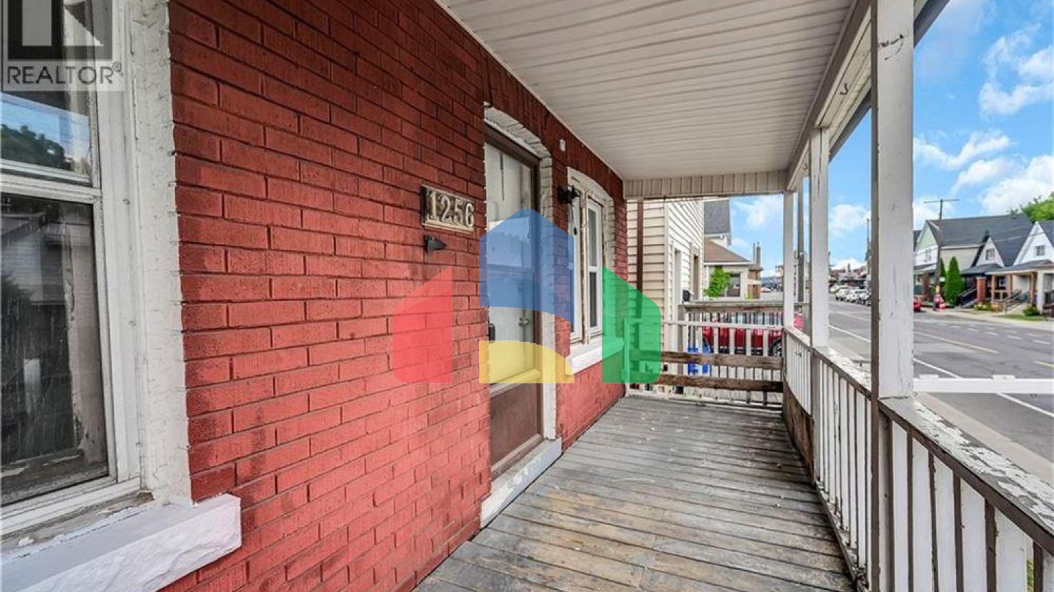 Residential - Single Family Home - Hamilton, Canada - Canada