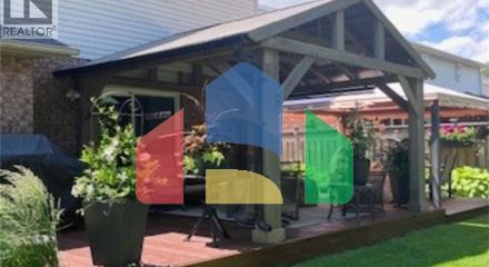 Residential - Single Family Home - Hamilton, Canada - Canada