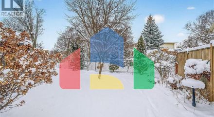 Residential - Single Family Home - Hamilton, Canada - Canada