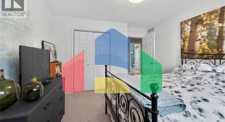 Residential - Single Family Home - Hamilton, Canada - Canada