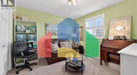 Residential - Single Family Home - Hamilton, Canada - Canada