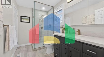 Residential - Single Family Home - Hamilton, Canada - Canada