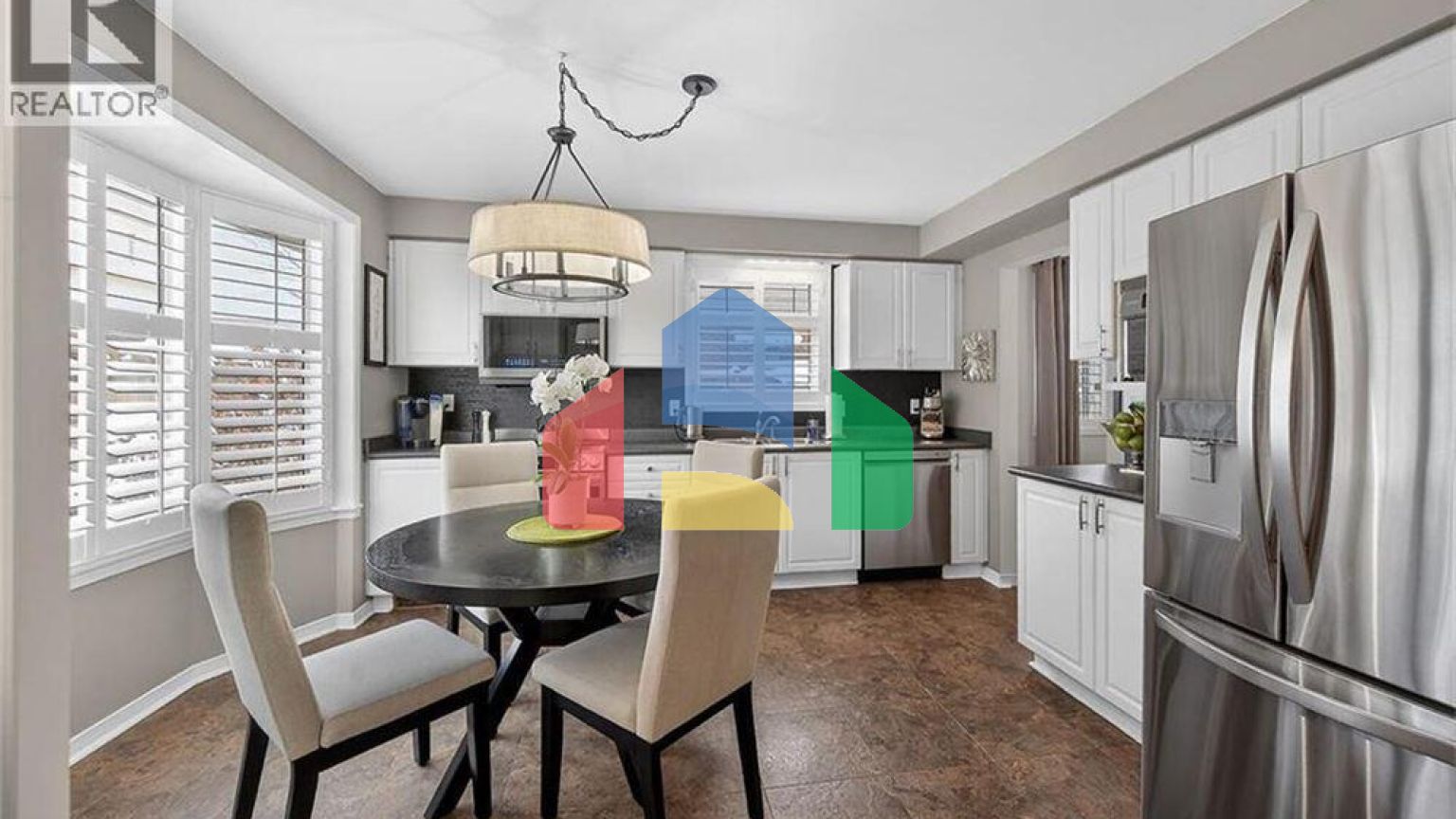 Residential - Single Family Home - Hamilton, Canada - Canada