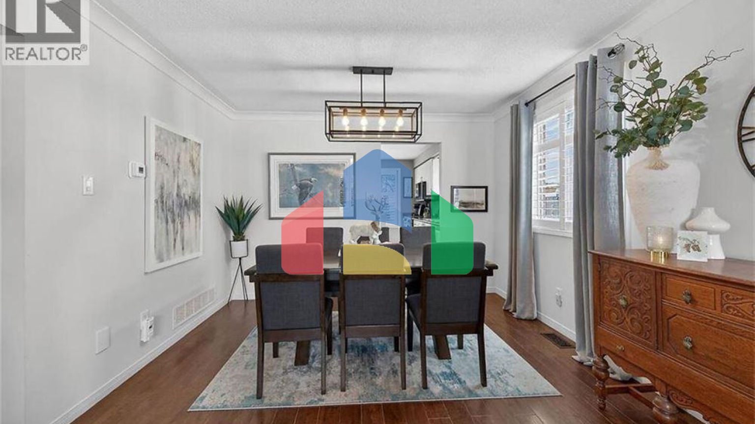 Residential - Single Family Home - Hamilton, Canada - Canada