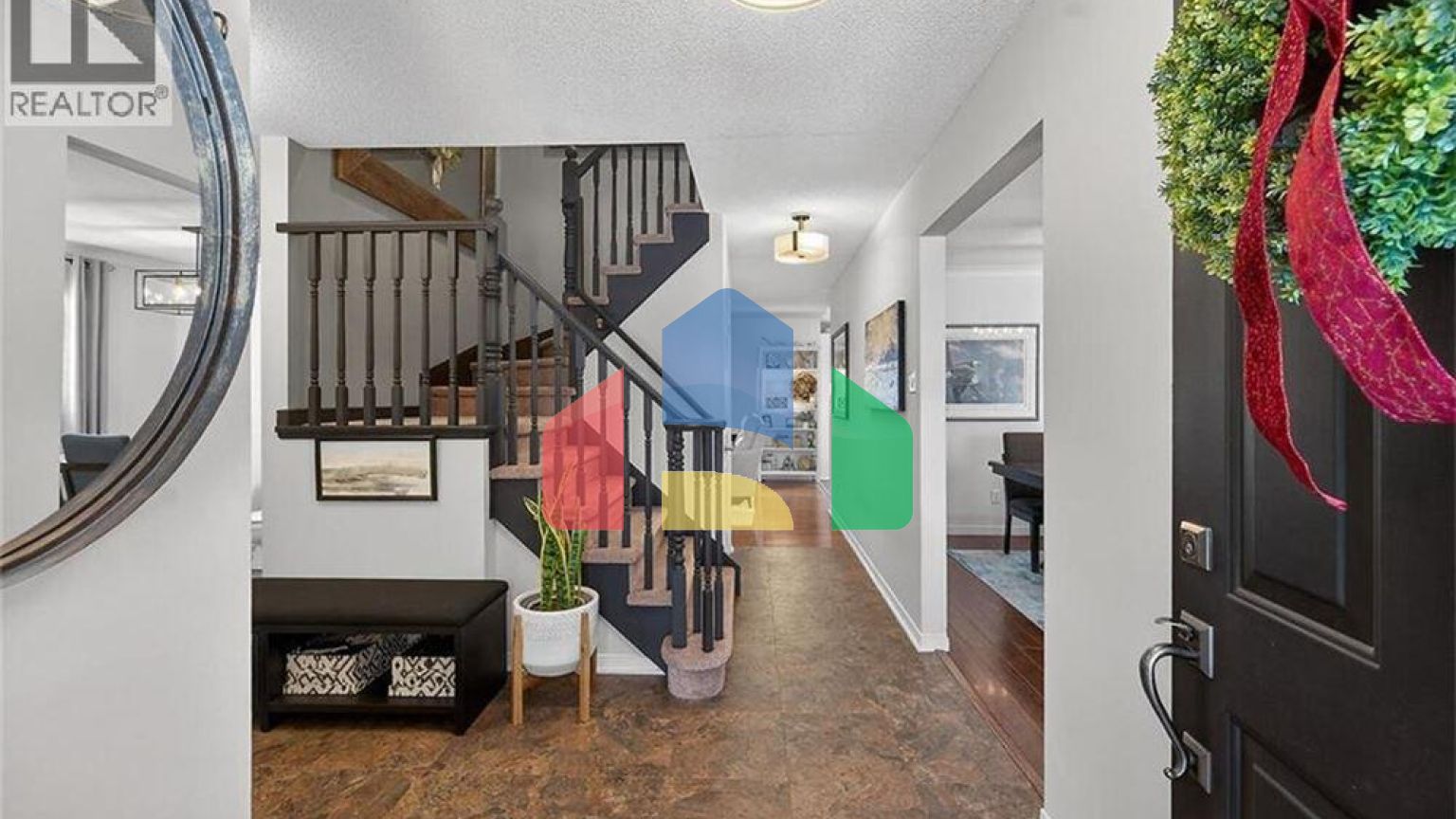 Residential - Single Family Home - Hamilton, Canada - Canada