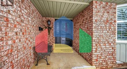 Residential - Single Family Home - Hamilton, Canada - Canada