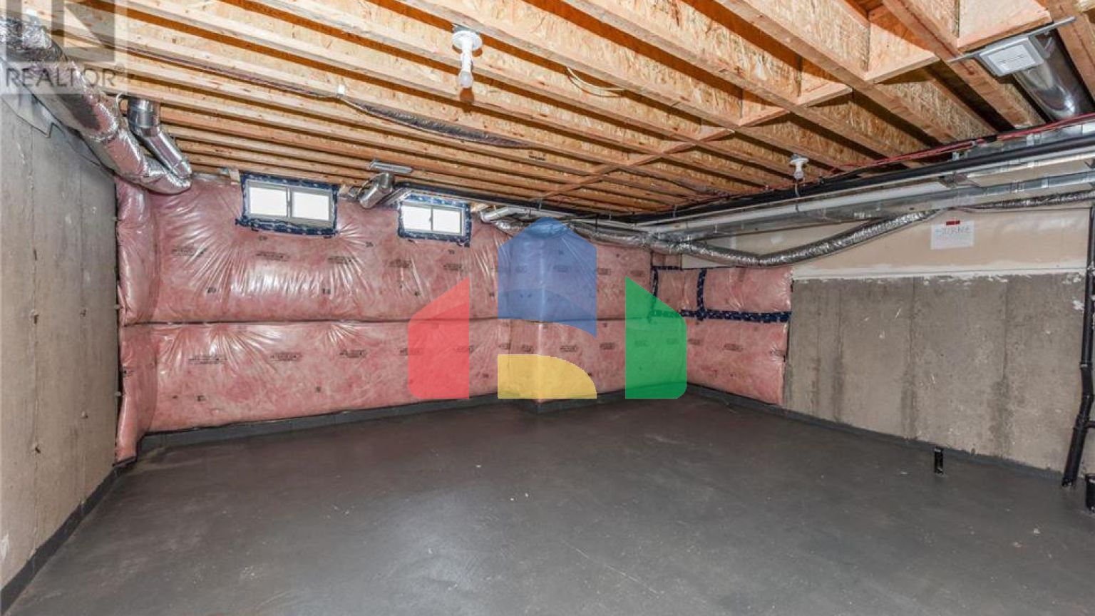 Residential - Single Family Home - Hamilton, Canada - Canada