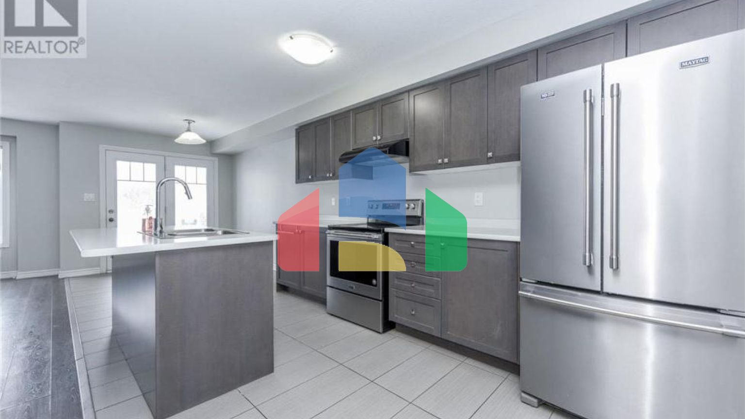 Residential - Single Family Home - Hamilton, Canada - Canada