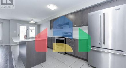 Residential - Single Family Home - Hamilton, Canada - Canada