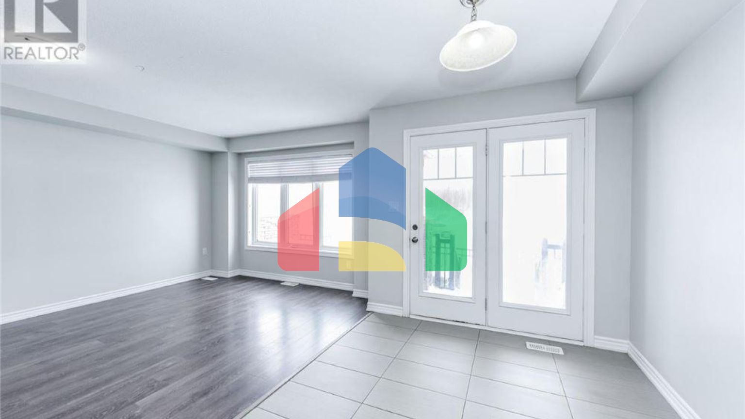 Residential - Single Family Home - Hamilton, Canada - Canada