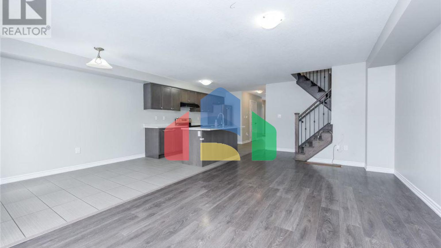 Residential - Single Family Home - Hamilton, Canada - Canada