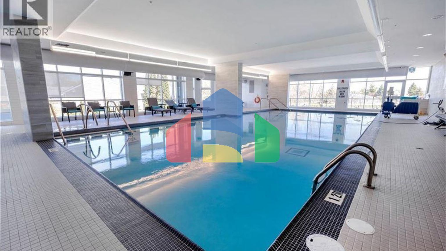 Residential - Townhouse - Hamilton, Canada - Canada