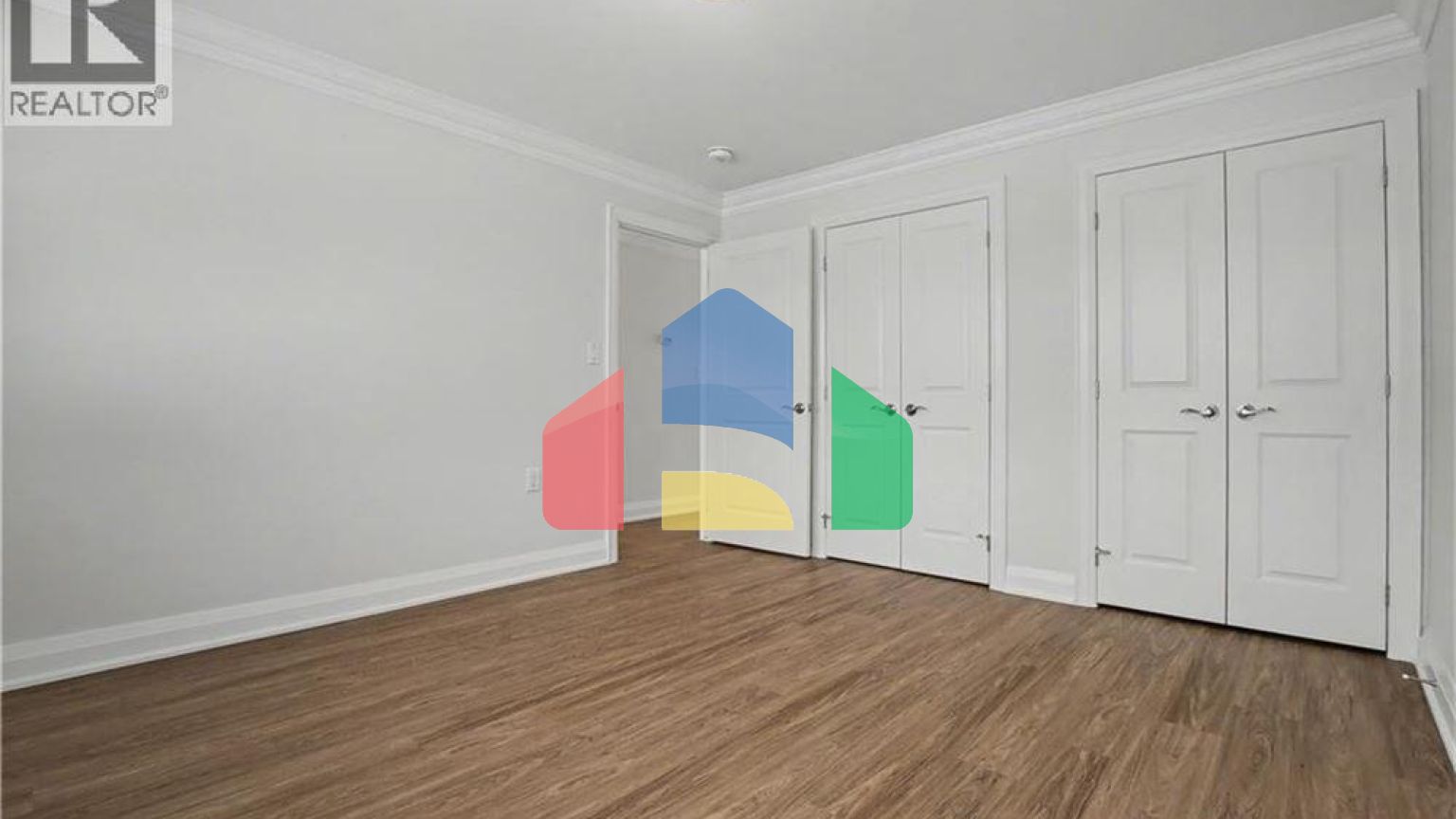 Residential - Townhouse - Hamilton, Canada - Canada