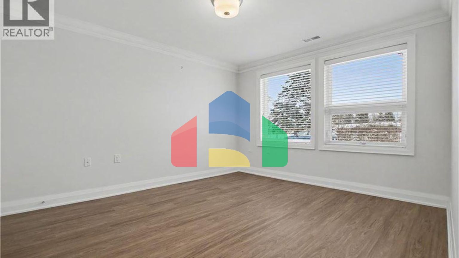 Residential - Townhouse - Hamilton, Canada - Canada