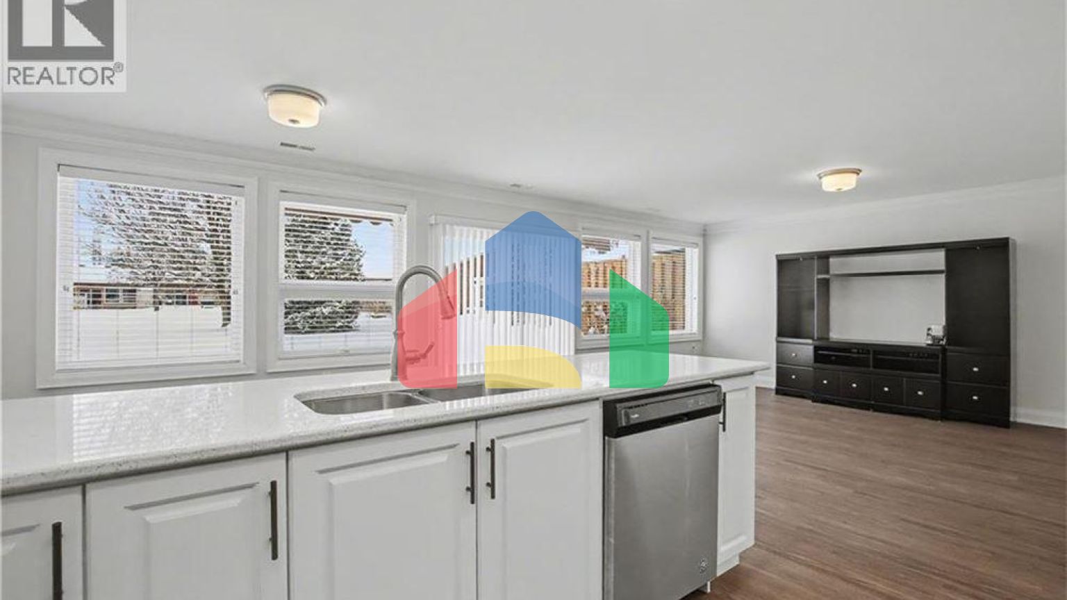 Residential - Townhouse - Hamilton, Canada - Canada