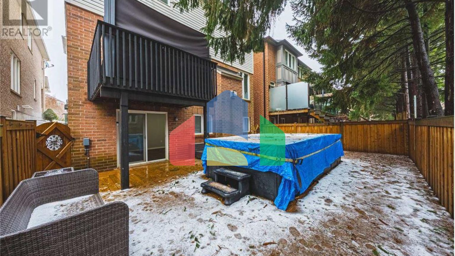 Residential - Single Family Home - Hamilton, Canada - Canada