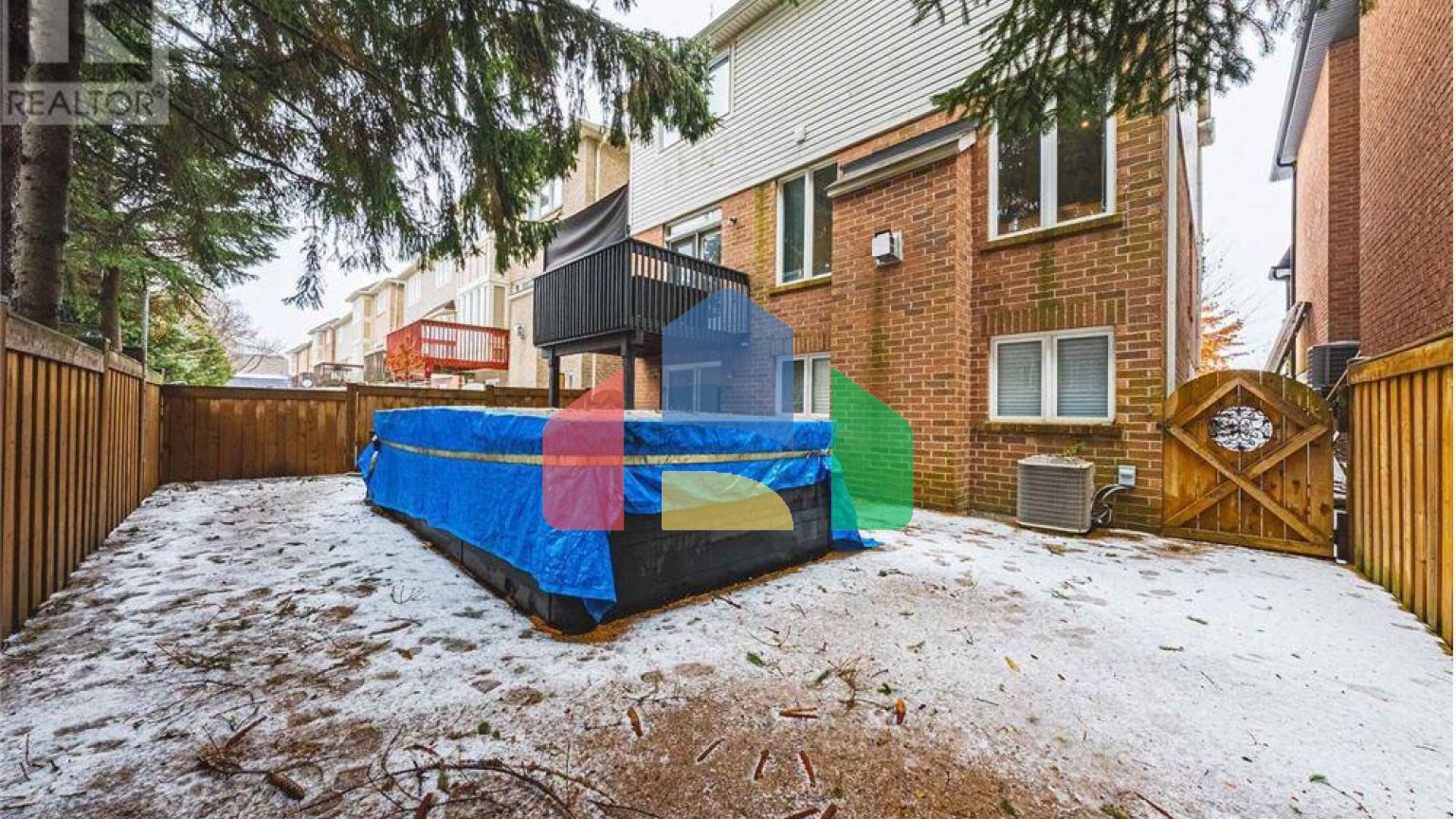 Residential - Single Family Home - Hamilton, Canada - Canada