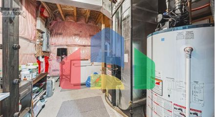 Residential - Single Family Home - Hamilton, Canada - Canada