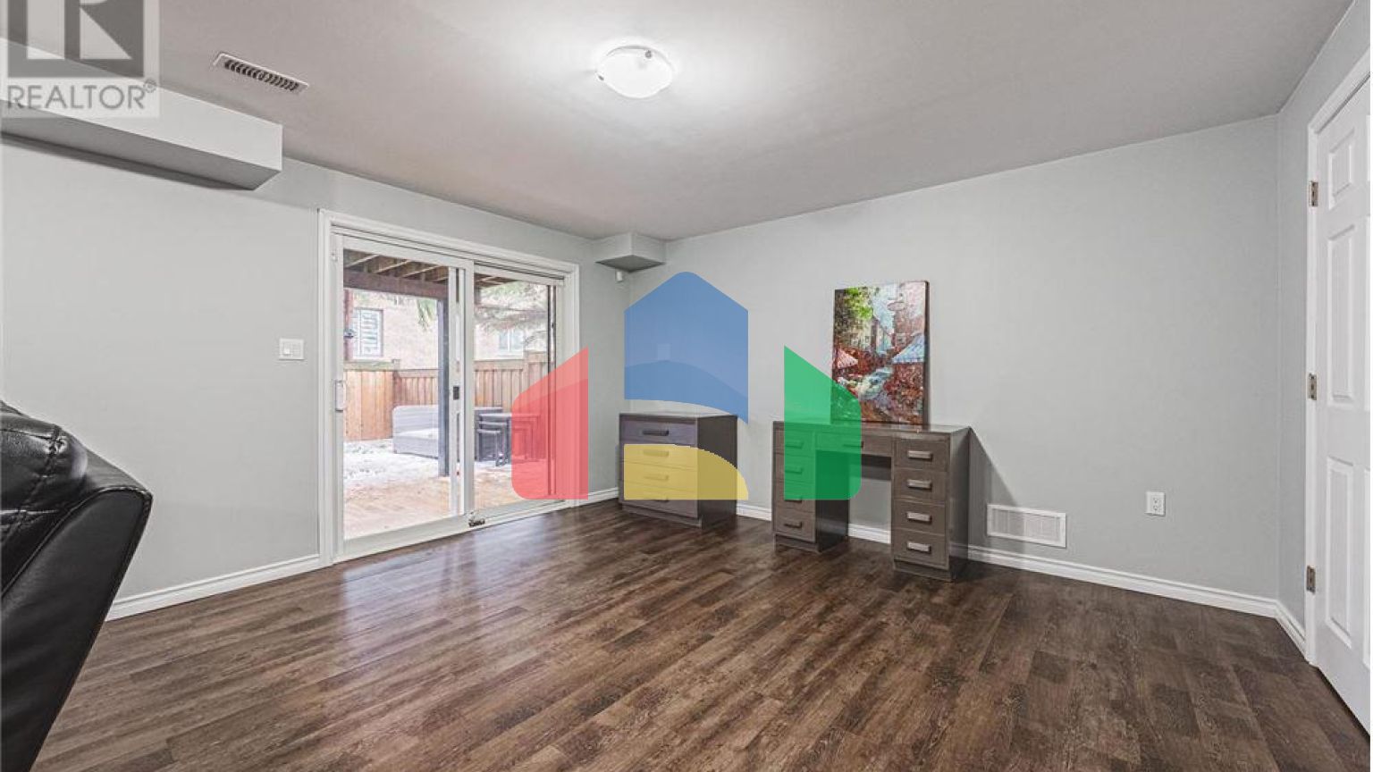 Residential - Single Family Home - Hamilton, Canada - Canada