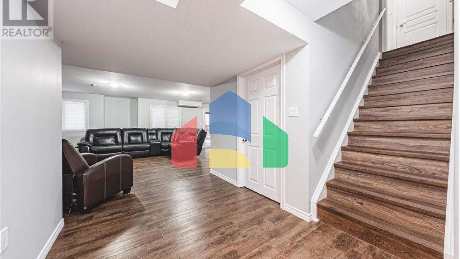 Residential - Single Family Home - Hamilton, Canada - Canada