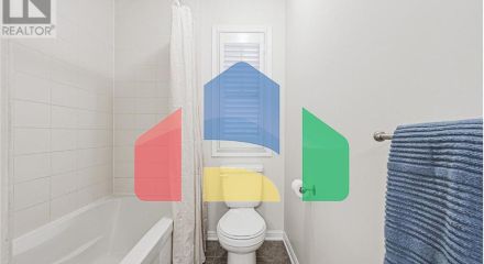 Residential - Single Family Home - Hamilton, Canada - Canada