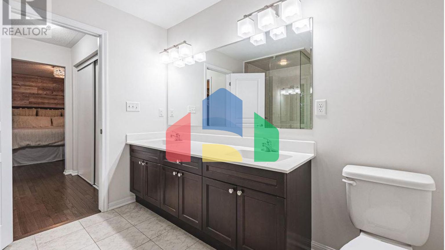 Residential - Single Family Home - Hamilton, Canada - Canada