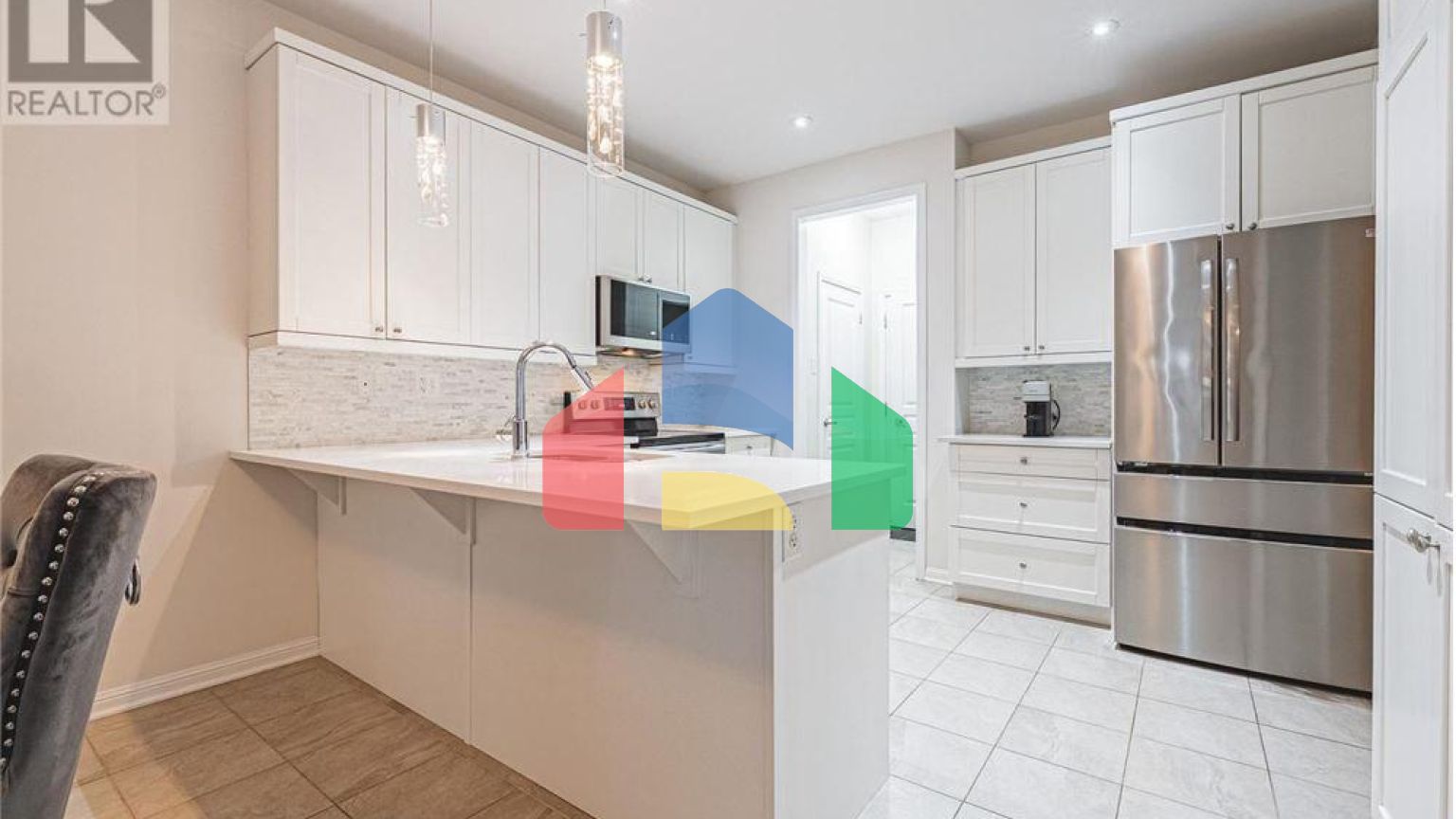 Residential - Single Family Home - Hamilton, Canada - Canada