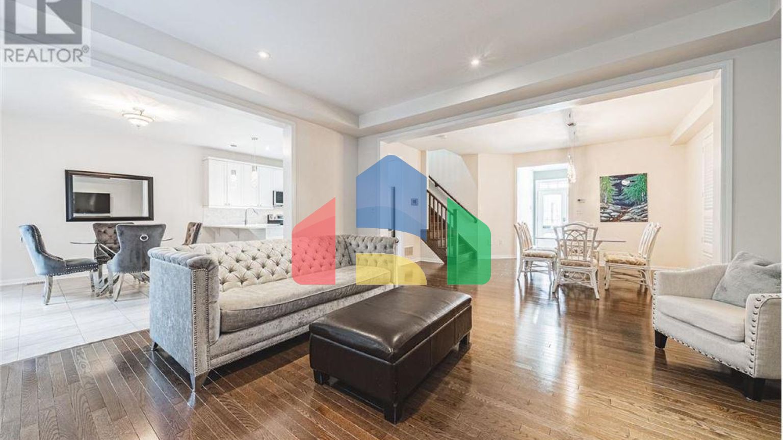 Residential - Single Family Home - Hamilton, Canada - Canada