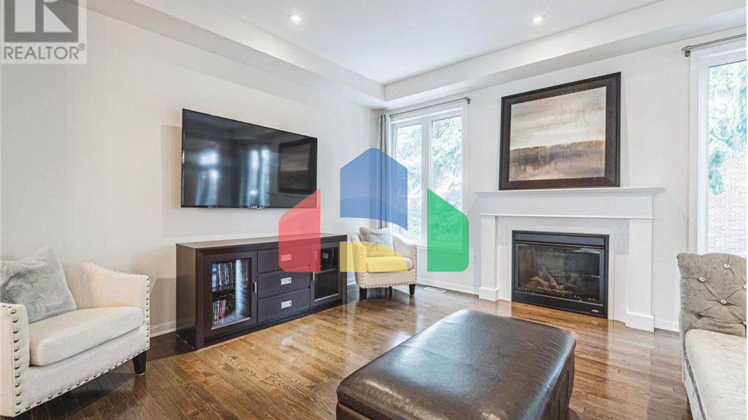 Residential - Single Family Home - Hamilton, Canada - Canada