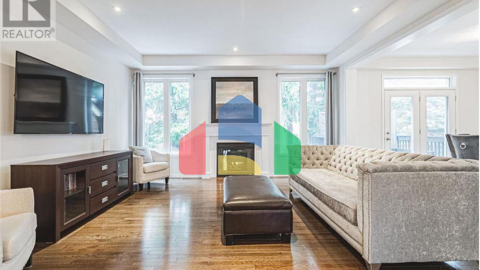 Residential - Single Family Home - Hamilton, Canada - Canada