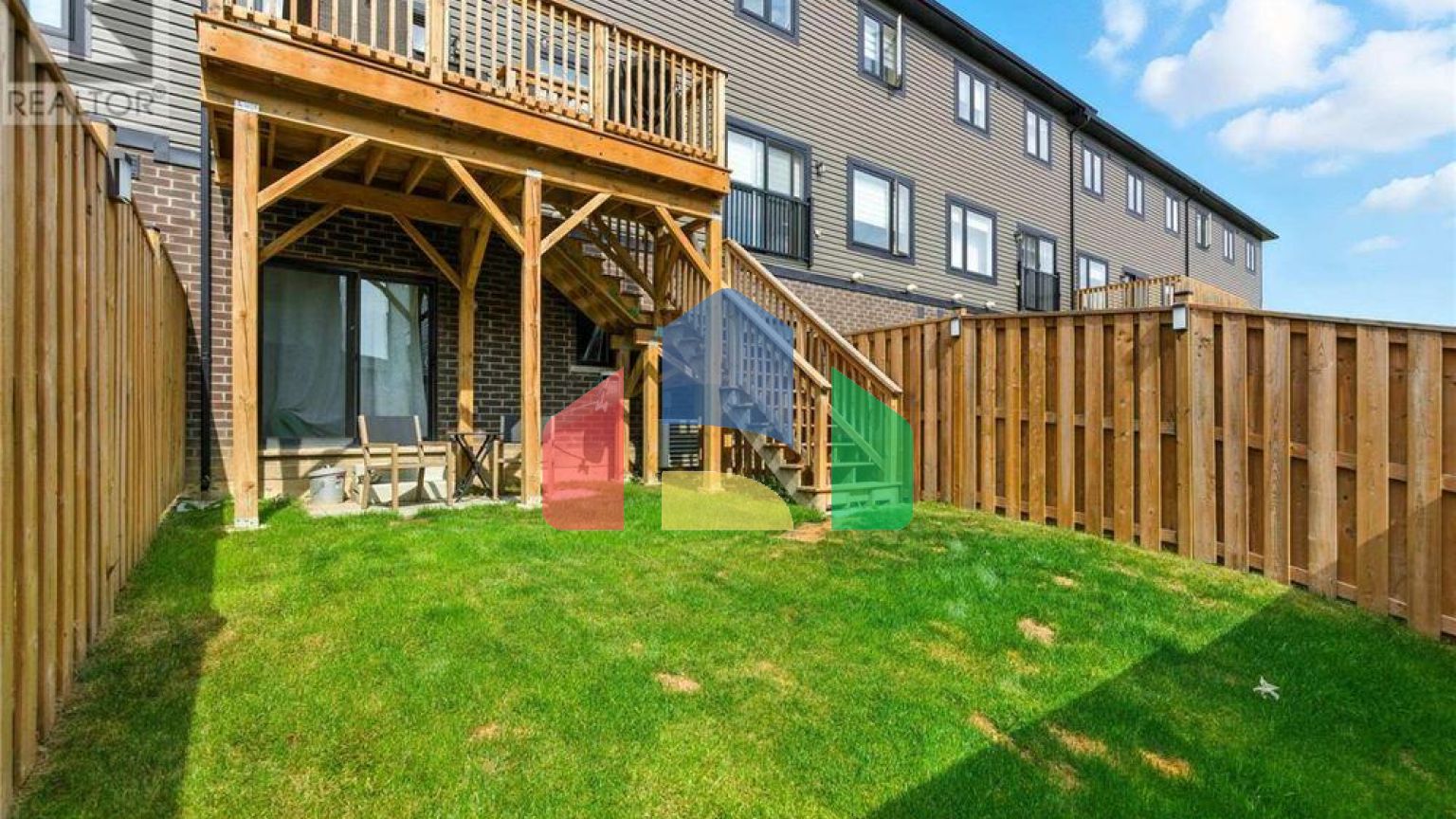 Residential - Single Family Home - Hamilton, Canada - Canada