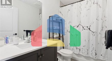 Residential - Single Family Home - Hamilton, Canada - Canada