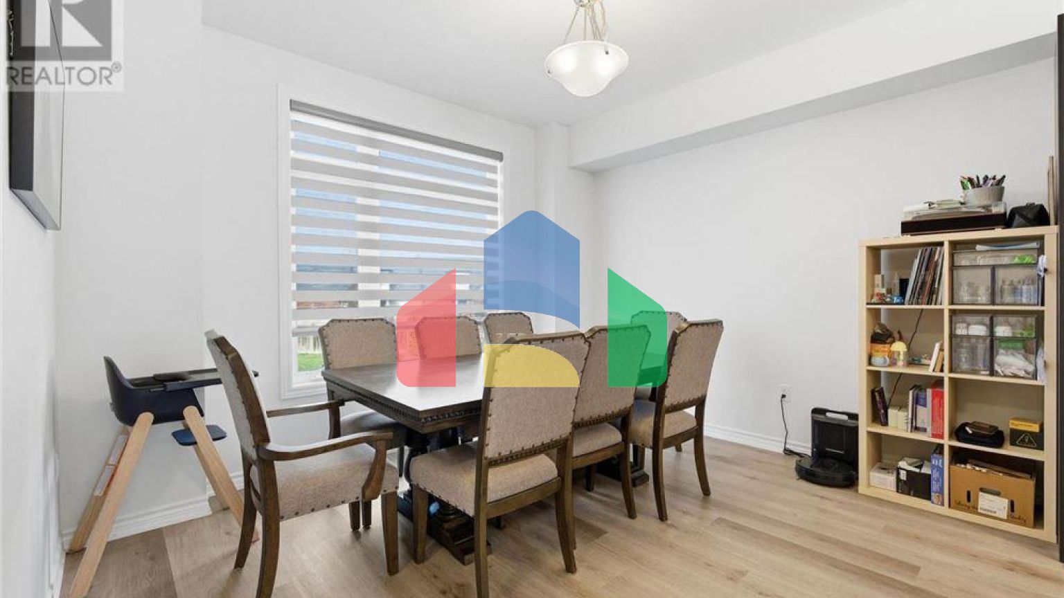 Residential - Single Family Home - Hamilton, Canada - Canada