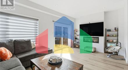 Residential - Single Family Home - Hamilton, Canada - Canada