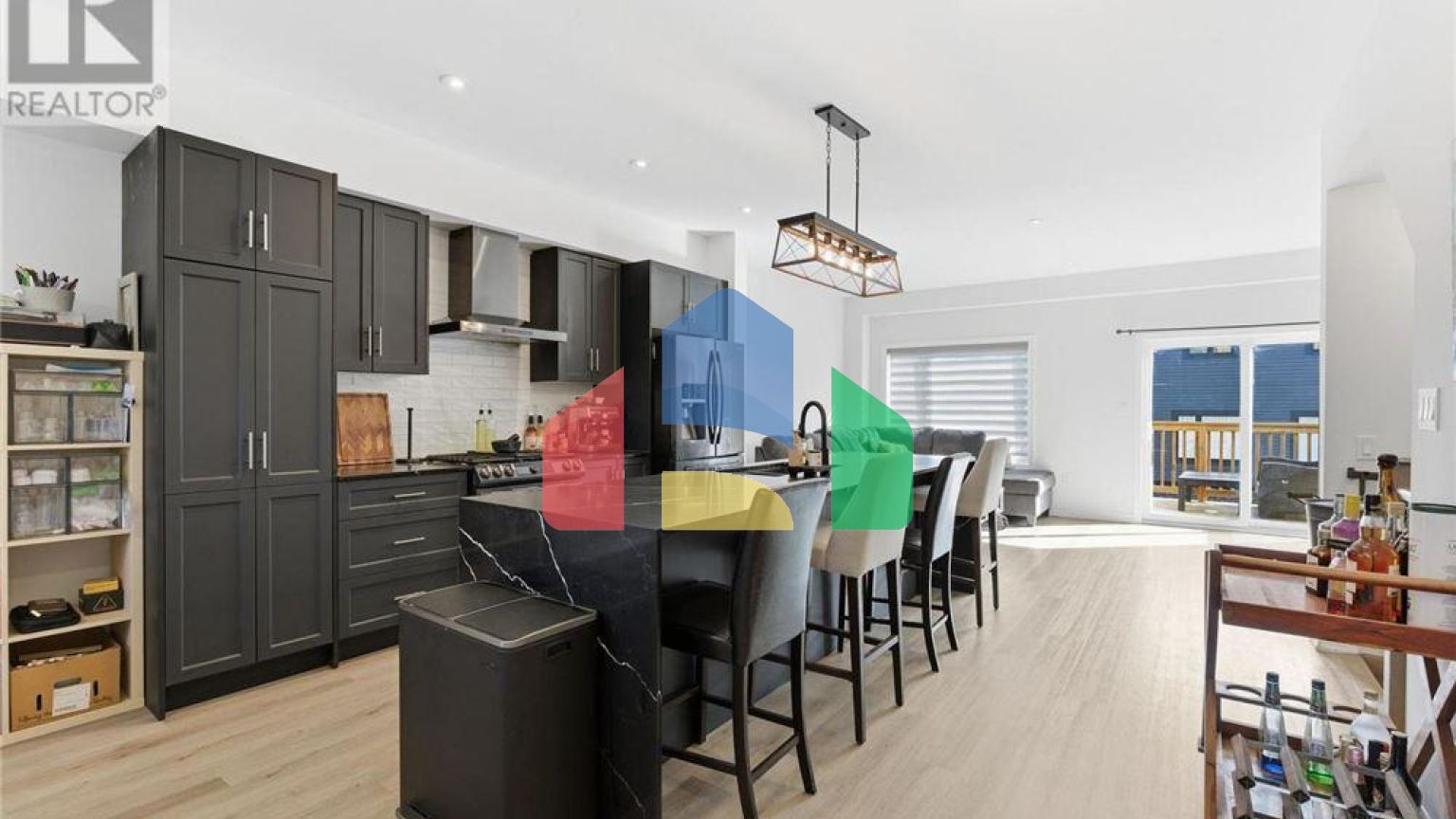 Residential - Single Family Home - Hamilton, Canada - Canada