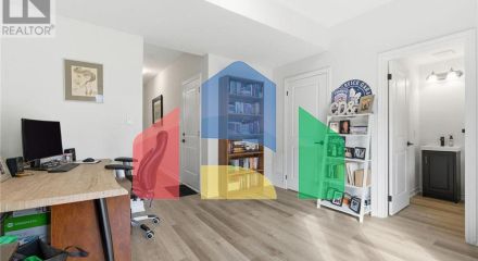 Residential - Single Family Home - Hamilton, Canada - Canada