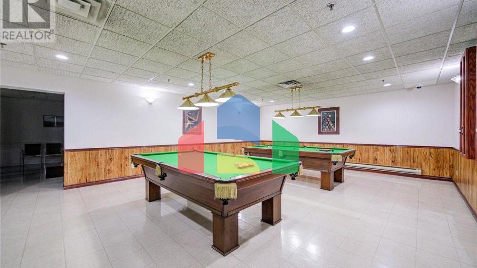 Residential - Condo/Apartment - Hamilton, Canada - Canada