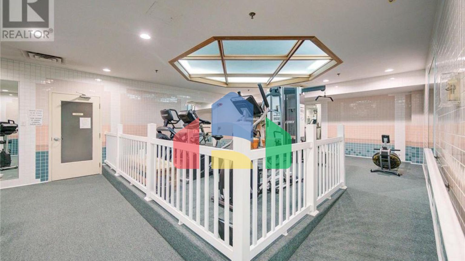 Residential - Condo/Apartment - Hamilton, Canada - Canada