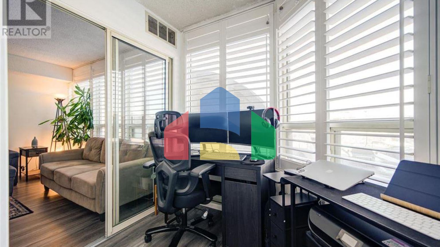 Residential - Condo/Apartment - Hamilton, Canada - Canada