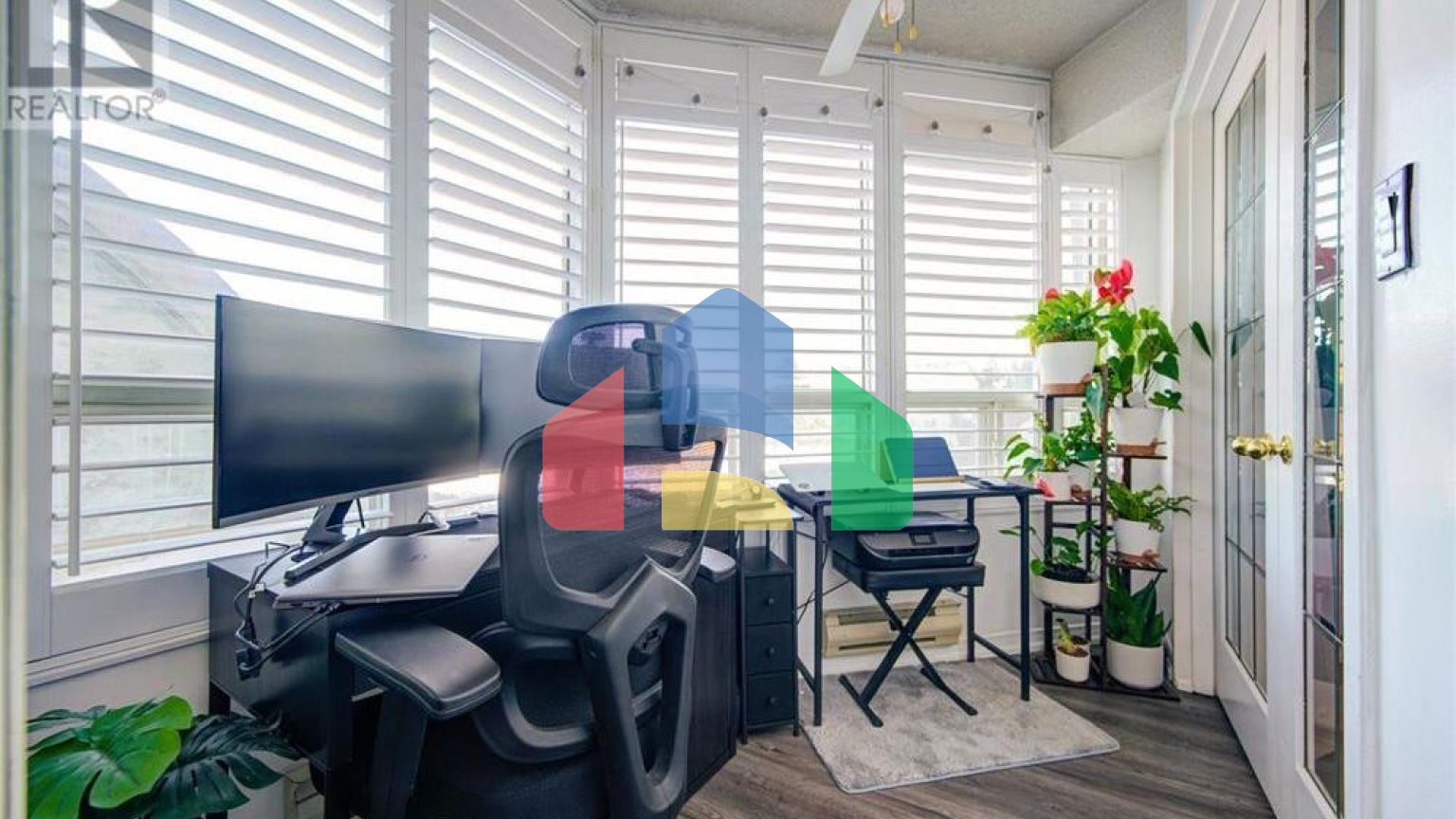 Residential - Condo/Apartment - Hamilton, Canada - Canada