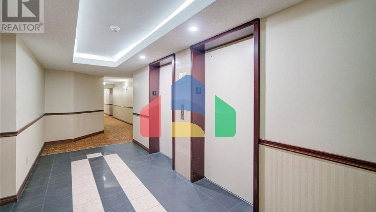 Residential - Condo/Apartment - Hamilton, Canada - Canada