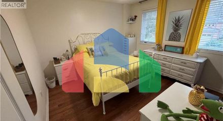 Residential - Single Family Home - Hamilton, Canada - Canada