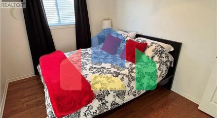 Residential - Single Family Home - Hamilton, Canada - Canada