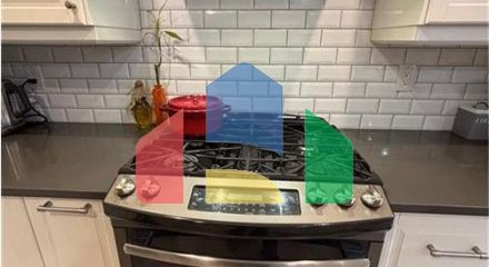 Residential - Single Family Home - Hamilton, Canada - Canada