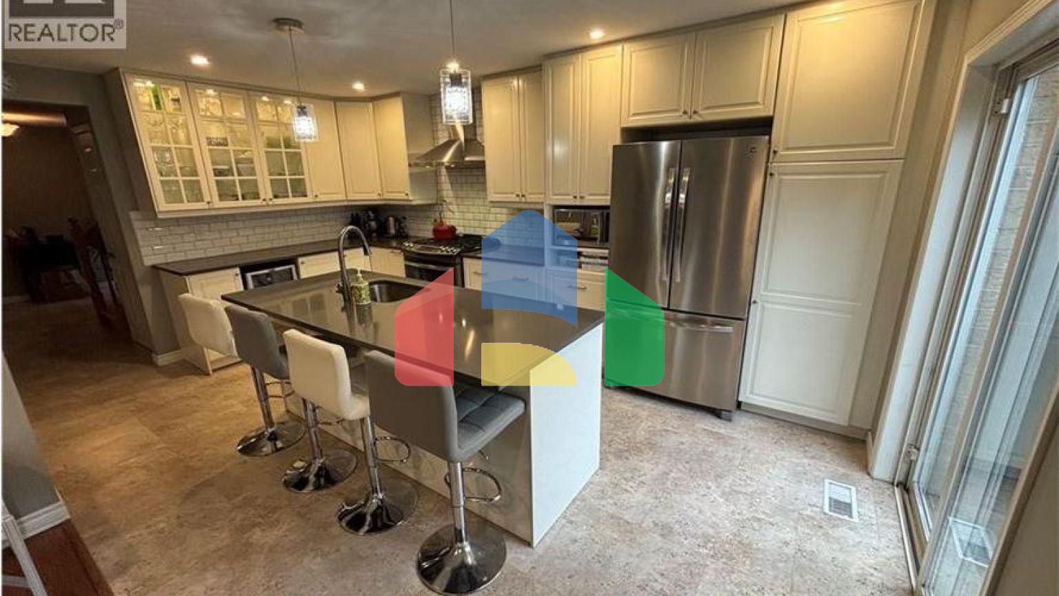 Residential - Single Family Home - Hamilton, Canada - Canada