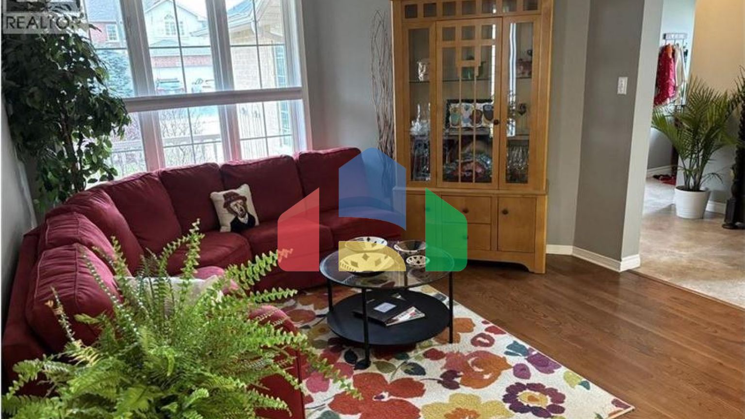 Residential - Single Family Home - Hamilton, Canada - Canada