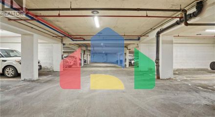 Residential - Condo/Apartment - Hamilton, Canada - Canada