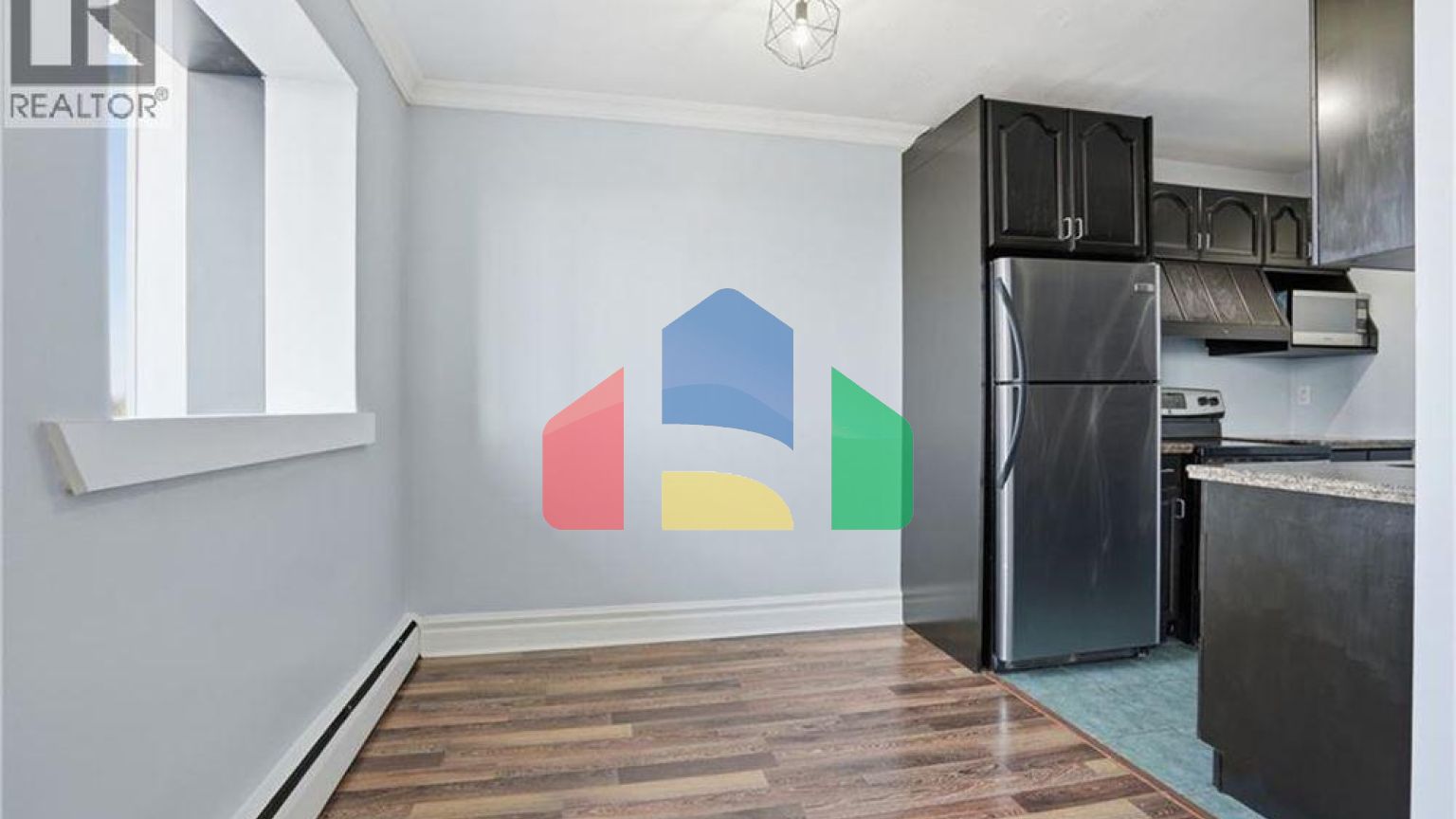 Residential - Condo/Apartment - Hamilton, Canada - Canada