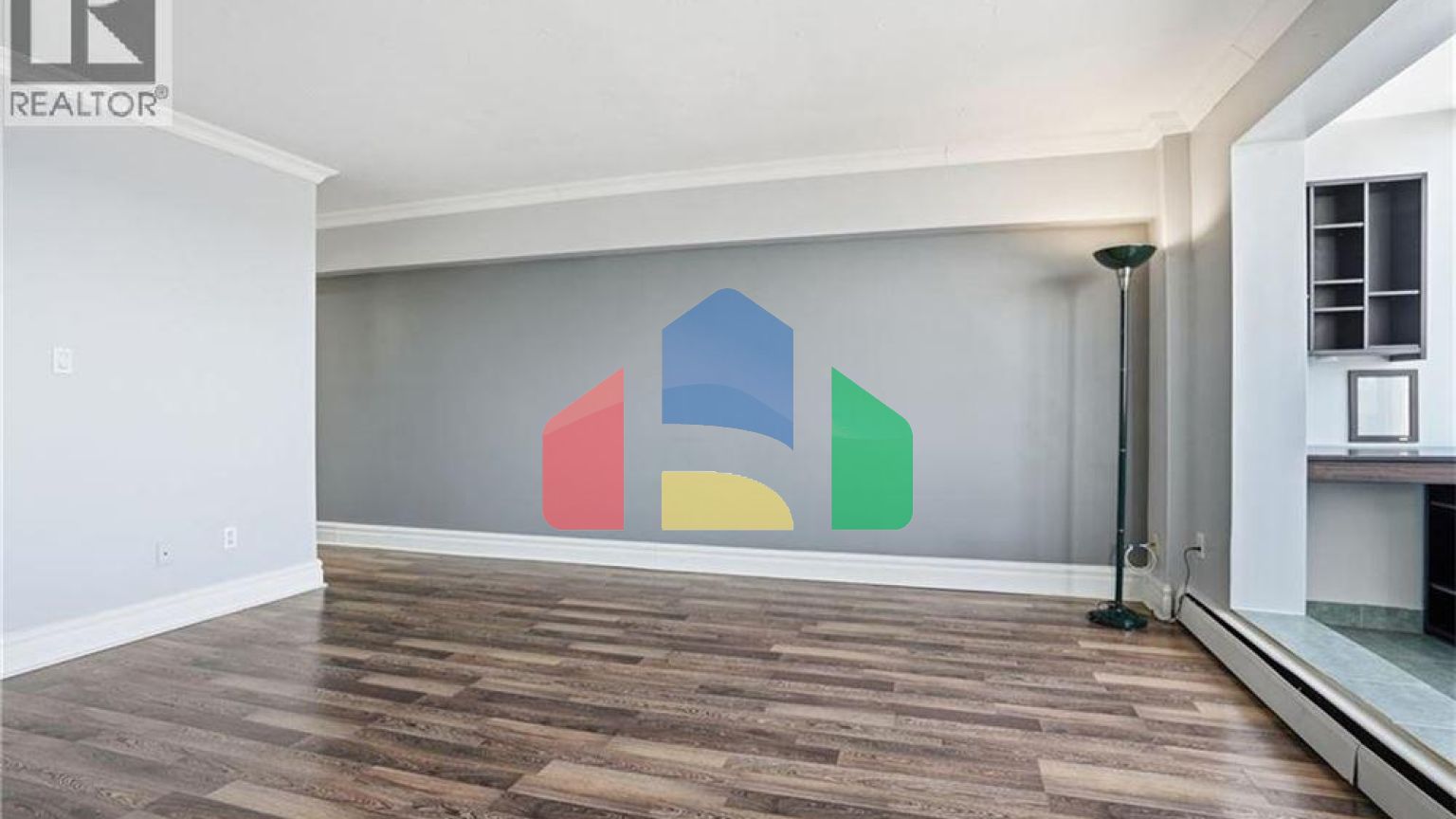 Residential - Condo/Apartment - Hamilton, Canada - Canada